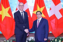 Vietnam concede importancia a la amistad y cooperación con Suiza, afirma premier