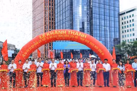 Abre al tráfico paso elevado Chua Boc – Pham Ngoc Thach en Hanoi