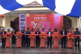 Celebran exposición temática sobre el antiguo Tet vietnamita