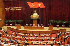 Buró Político se reúne con exdirigentes del Partido y Estado de Vietnam