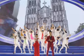  Nutridos programas se celebran en Hanoi para destacar lazos Vietnam- Francia