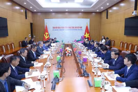 Vietnam y Laos fortalecen sus nexos de gran amistad y solidaridad especial 