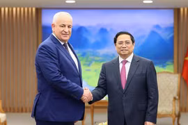 Vietnam otorga importancia a lazos con Palestina, afirma premier