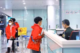 Más ciudadanos vietnamitas repatriados desde Myanmar