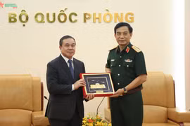 Vietnam prioriza fortalecimiento de nexos con Laos