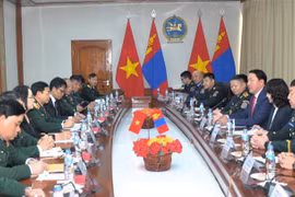 Vietnam y Mongolia buscan fortalecer lazos de defensa