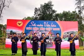 La Aldea de Cultura y Turismo de las Etnias de Vietnam muestra la cultura única de grupos étnicos