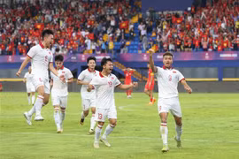 Vietnam venció a Singapur 3-1 en SEA Games 32