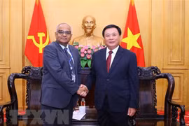 Academia de Política Ho Chi Minh y Banco Asiático buscan mayor cooperación