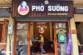 Nombres únicos distinguen a restaurantes de Pho en Hanoi 