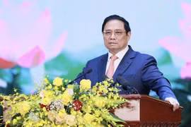 Premier vietnamita insta al Ejército a promover estudio de ciencia y tecnología