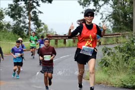 Más de mil 500 corredores compiten en maratón Son Tra Run Challenge 2023