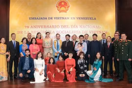 Resaltan lazos con Venezuela en ocasión de 78 años de independencia de Vietnam
