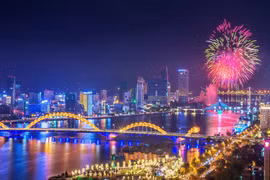 Celebrarán Festival Internacional de Fuegos Artificiales en ciudad vietnamita
