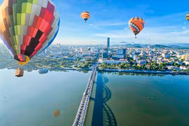 Efectúan festival de globos aerostáticos en la ciudad de Quy Nhon 