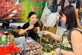 Amplia presencia de visitantes en festival en honor a cultura culinaria vietnamita