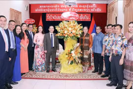 Ciudad Ho Chi Minh felicita a Laos por fiesta tradicional de Bunpimay