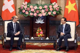 Vietnam desea intensificar cooperación con Suiza, afirma presidente 