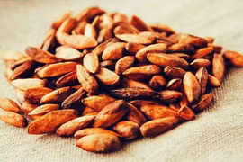 Con Dao maravilla con mermelada de semillas de almendro malabar, una especialidad típica 