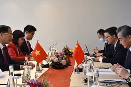 AMM-56: Vietnam y China promueven sus nexos de cooperación 