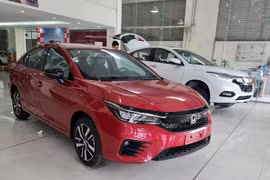 Importación de automóviles de Vietnam disminuye en mayo