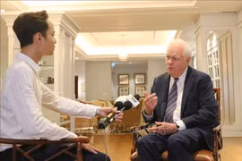 Aprecian exviceprimer ministro vietnamita Vu Khoan como importante intelectual público