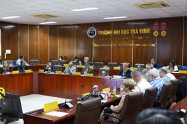 Vietnam y Canadá promueven cooperación educacional