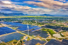 Vietnam se esfuerza por desarrollo de energía renovable