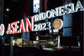Indonesia adopta política de trabajo a distancia durante 43a Cumbre de ASEAN