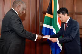 Relaciones Vietnam-Sudáfrica entran en nuevo período de desarrollo 