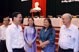 Presidente de Vietnam se reúne con votantes de ciudad de Da Nang