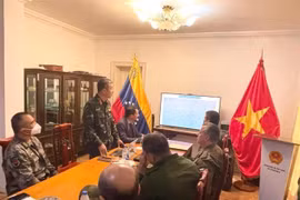 Presentan políticas exteriores y de defensa de Vietnam en Venezuela