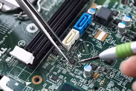  Vietnam por formar a 50 mil técnicos para industria de semiconductores