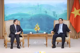 Premier vietnamita recibe al embajador saliente de Laos