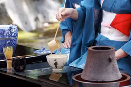 Ceremonia del té marca aniversario diplomático Vietnam-Japón