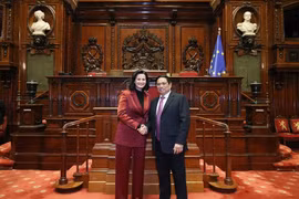Visita de dirigente belga a Vietnam promueve relaciones bilaterales