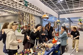 Divulgan artesanía vietnamita en Italia