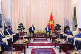 Premier vietnamita recibe al ministro de Comercio de China