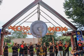 Exaltan en Hanoi cultura típica de Altiplanicie Occidental