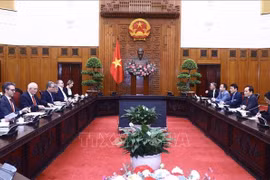 Viceprimer ministro de Vietnam recibe al presidente de Subcomisión de Derechos Humanos del PE