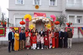 Vietnamitas en España celebran Año Nuevo Lunar 2023