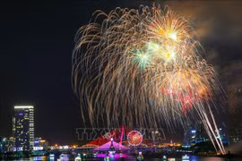 Festival de fuegos artificiales eleva turismo de Da Nang a nuevo nivel