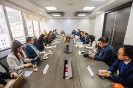 Robustecen lazos Vietnam-Colombia en comercio, inversión e industria
