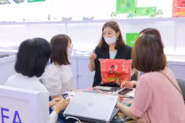 Empresas surcoreanas buscan socios comerciales en Vietnam
