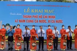 Celebran en Vietnam diversas actividades en saludo a la reunificación nacional