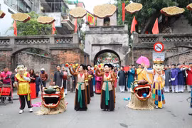 Celebran en casco antiguo de Hanoi programa cultural con motivo del Tet