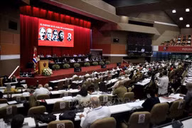 Destacan contribuciones de Raúl Castro a los lazos Vietnam- Cuba