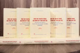 Aprecian libro del máximo dirigente partidista de Vietnam sobre para unidad nacional