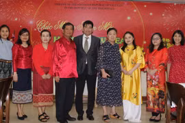 Vietnamitas en Filipinas dan bienvenida al Año Nuevo Lunar 2021