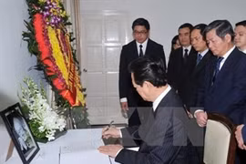 Condolencias de Vietnam a Singapur por fallecimiento de Lee Kwan Yew 